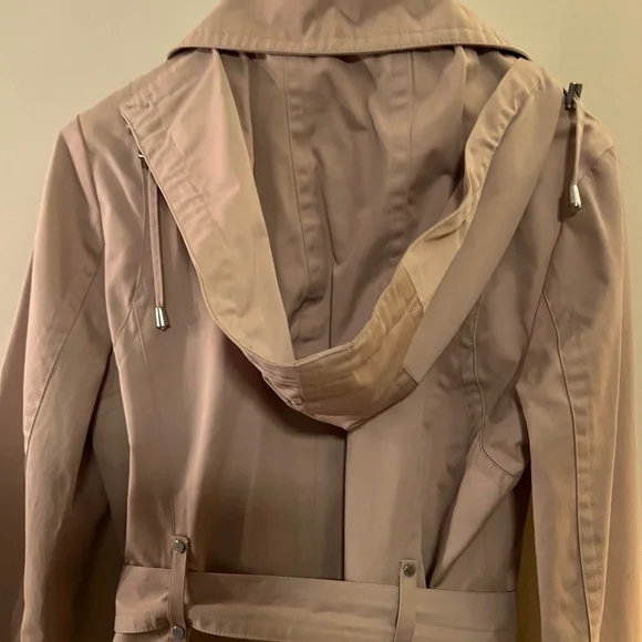 Michael Kors Beigh Trench Coat W/ Detachable Lining & Hood Mid-Length--Size S - Picture 7 of 9